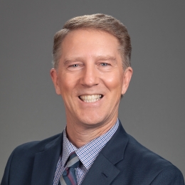 derek pizzagoni headshot