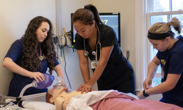 Dominican nursing students in SIM lab.